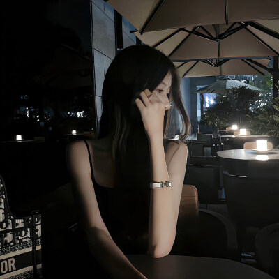 女头
