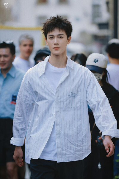 李昀锐