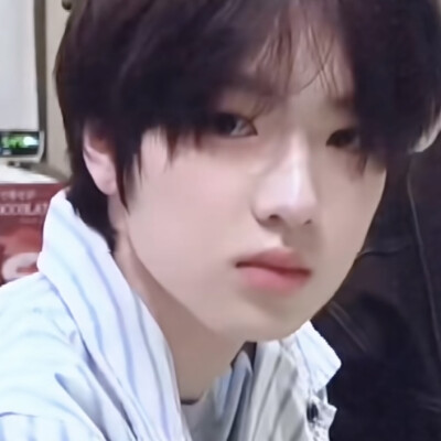 盯