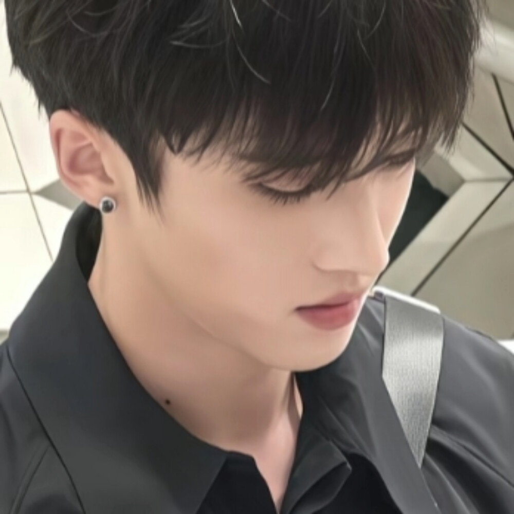 闫水可以联系我