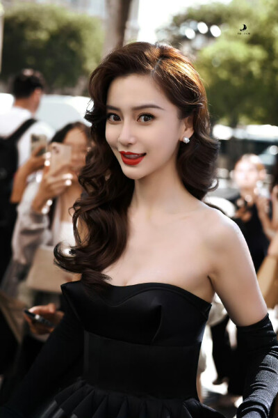 Angelababy