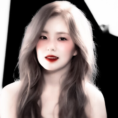  裴珠泫Irene* “沙漏倒数的第三粒光尘里藏着告别.”
