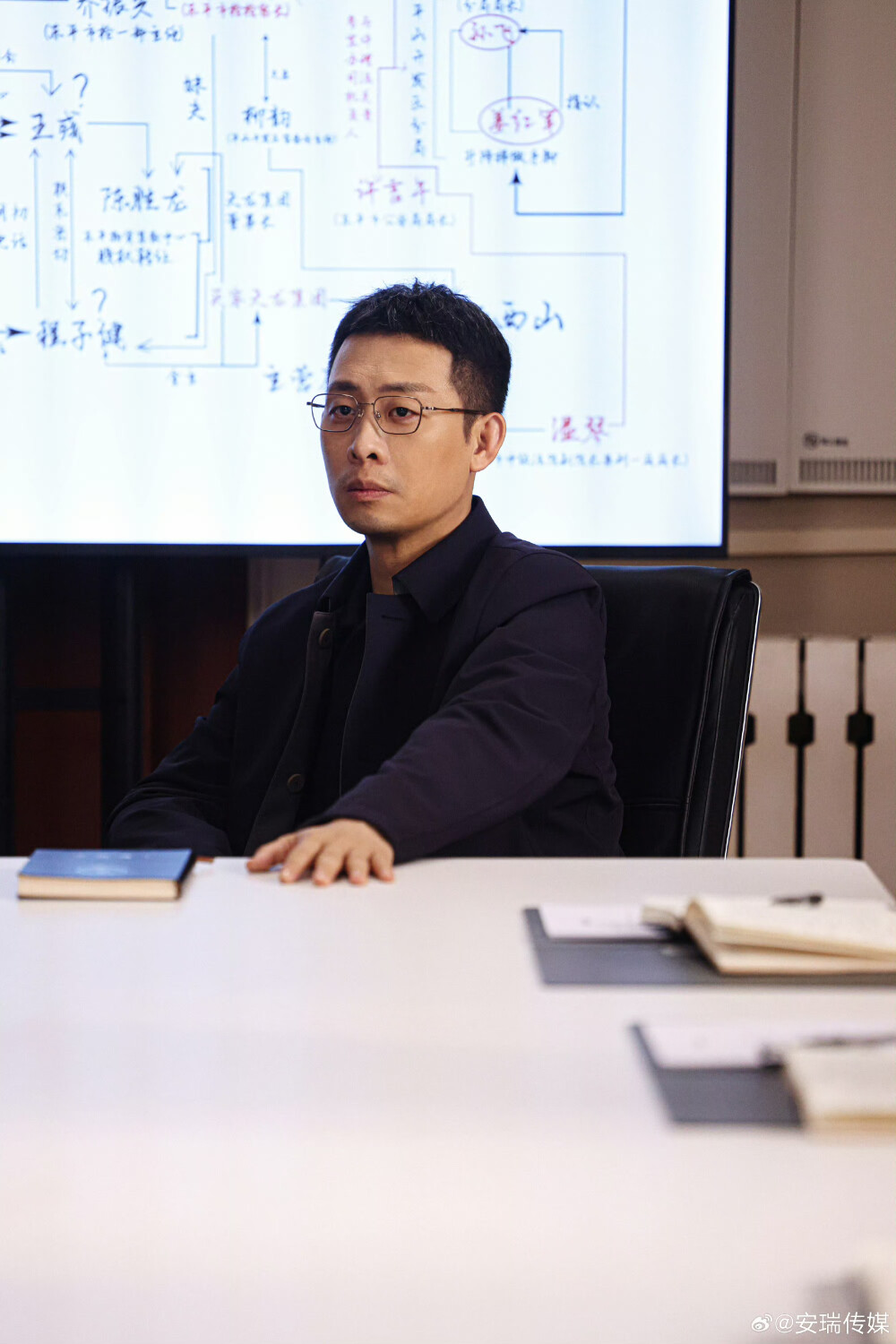 《以法之名》洪亮