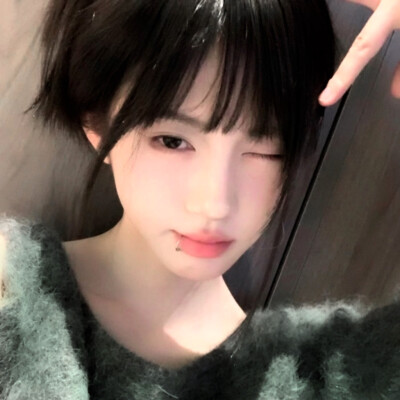 秋窈的՞•･•՞