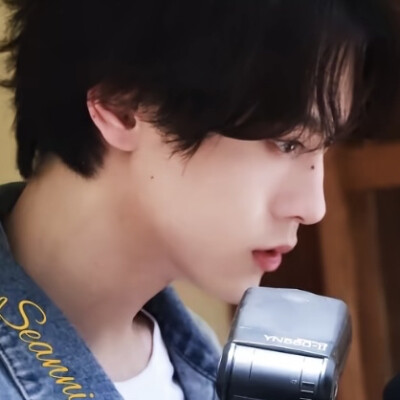 田栩宁