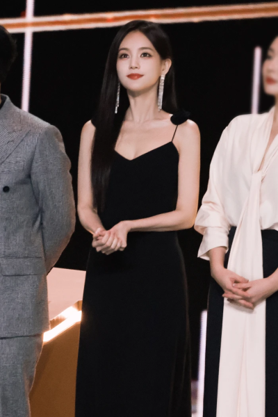 李一桐