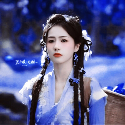 最近蛮喜欢蓝蓝的色调