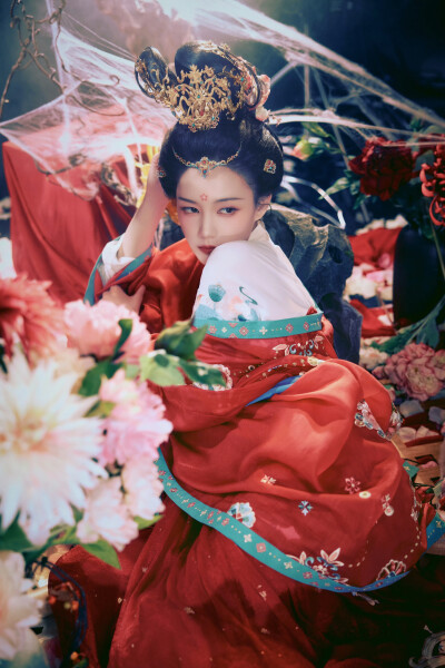 李一桐