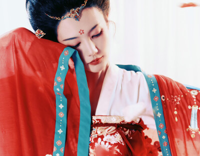 李一桐