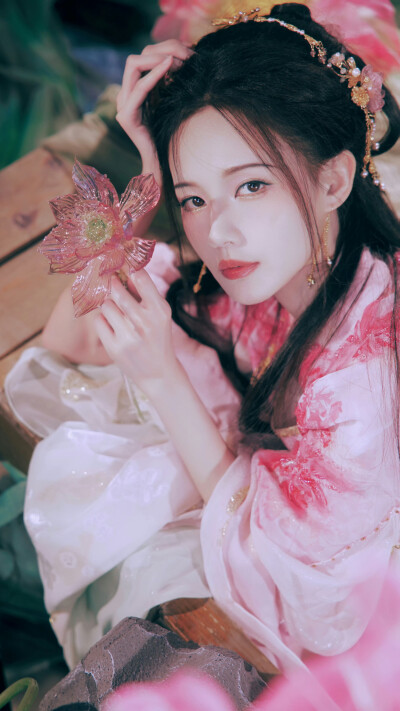 李一桐