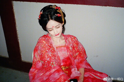 李一桐