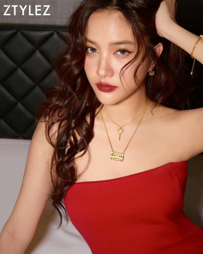 BY爱喝可乐的古娜小姐 泰国 Freen Sarocha