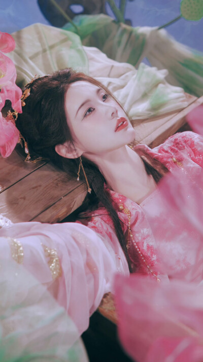 李一桐