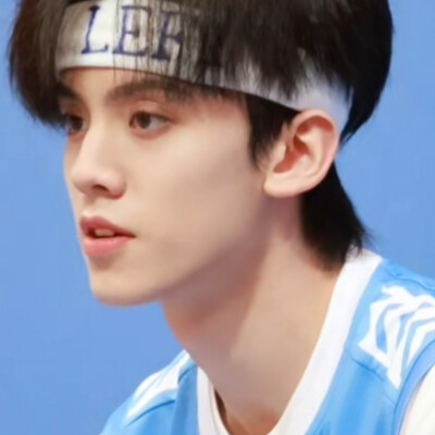 左航