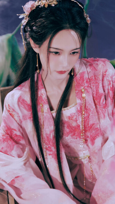 李一桐