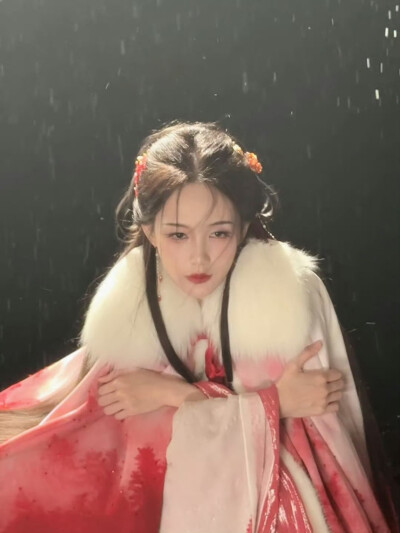 李一桐