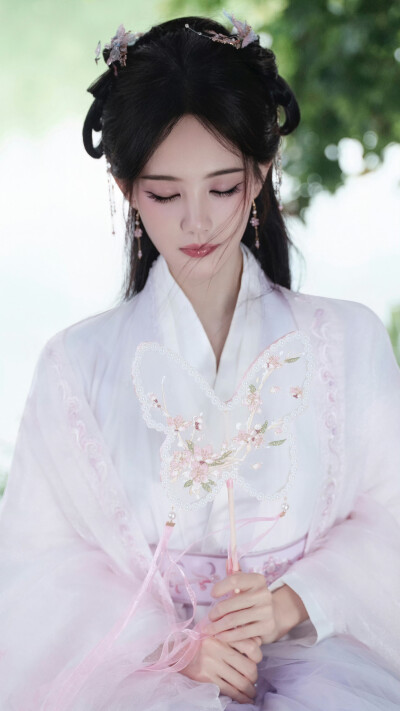 李一桐