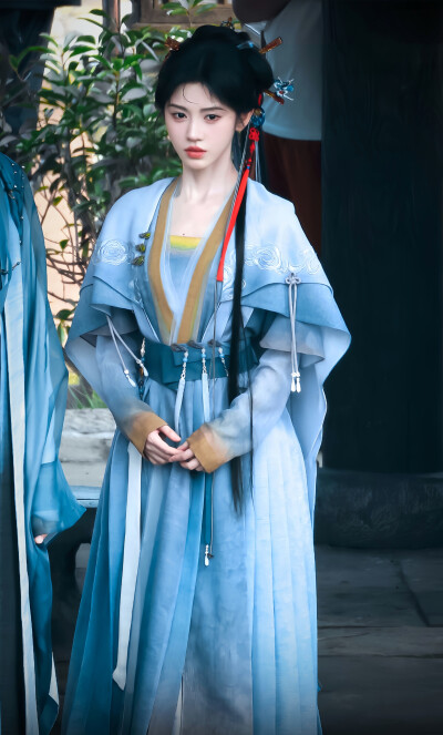 来战 阿黛