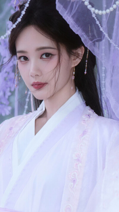 李一桐