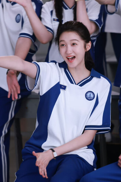 关晓彤
