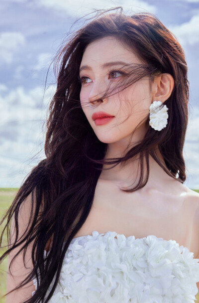 宋妍霏