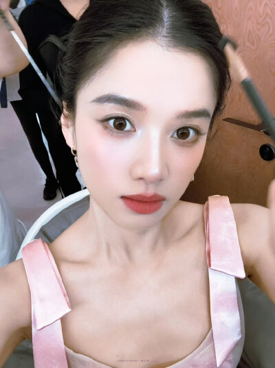 张婧仪