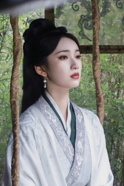 桃花映江山 孟蓁蓁