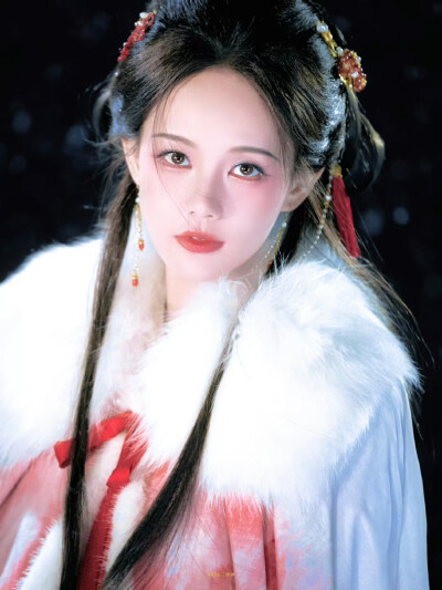 李一桐