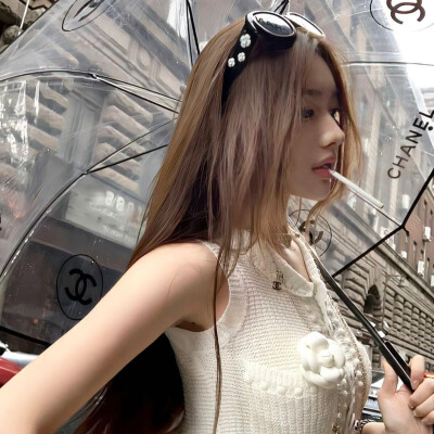 女头