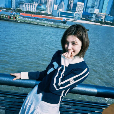 女头