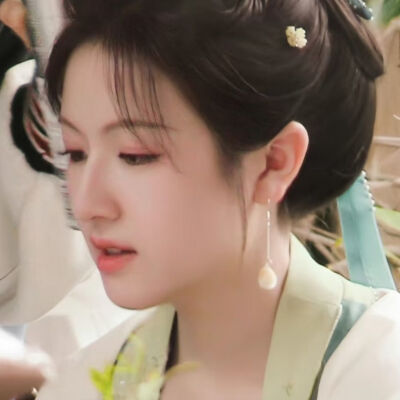 莞莞