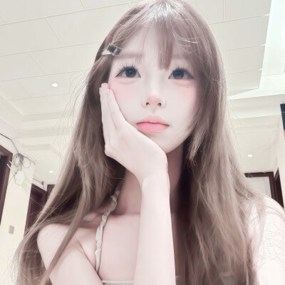 妼