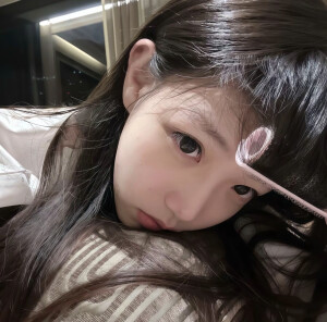 女头 dt主唱涵 图源ks