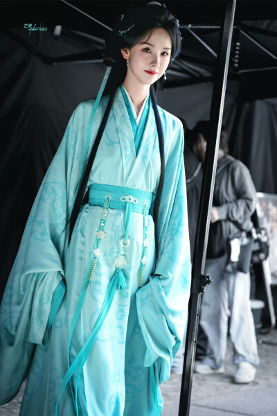 陈都灵