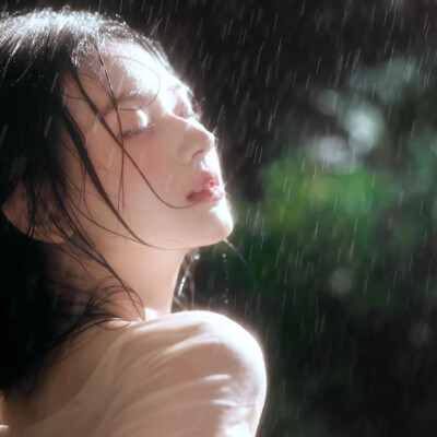  女头