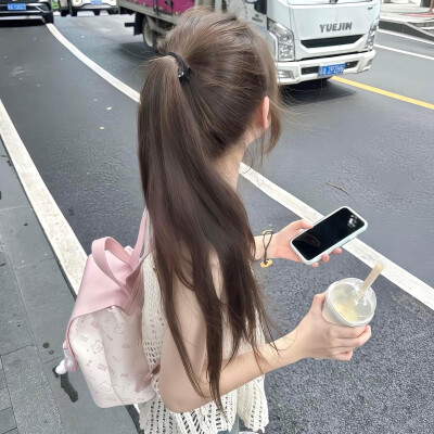  女头
