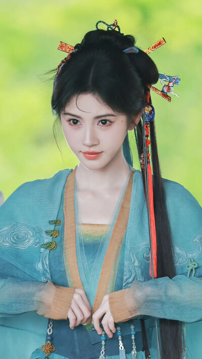 来战 阿黛 鞠婧祎