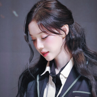 学姐૮ ・ﻌ・ა