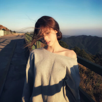 女头