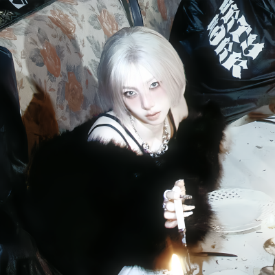 “爱我的别停，恨我的继续.”