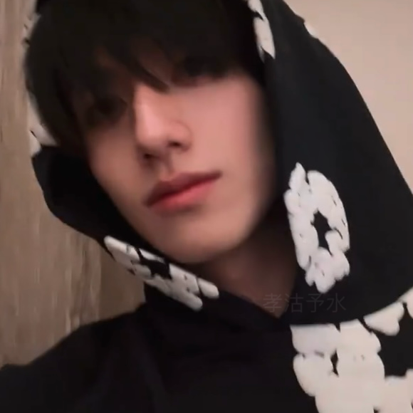 朱志鑫