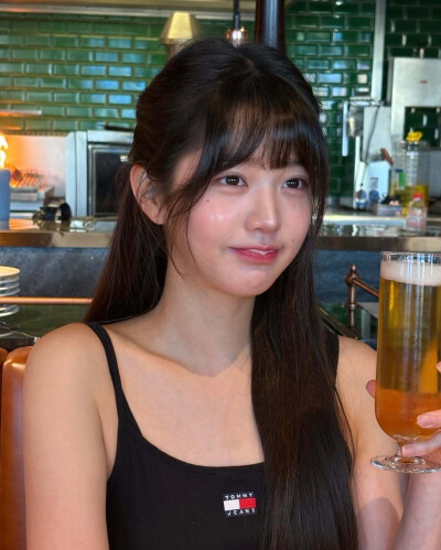 张元英