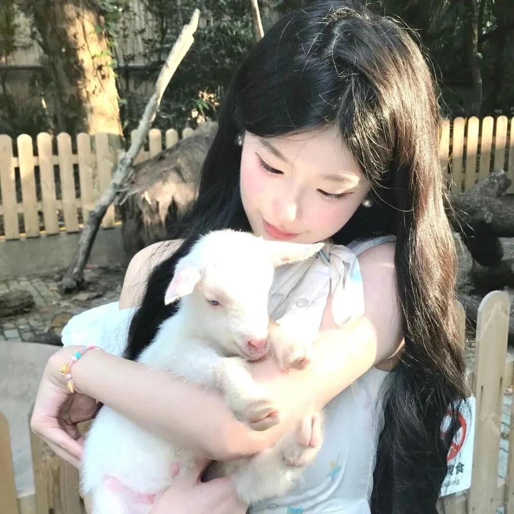 女头
