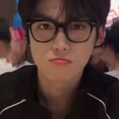 小鱼撇嘴