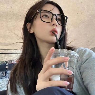 氛围感女头