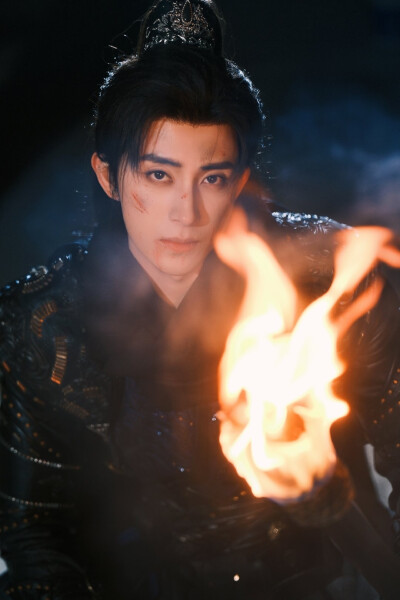 敖瑞鹏头像壁纸古风