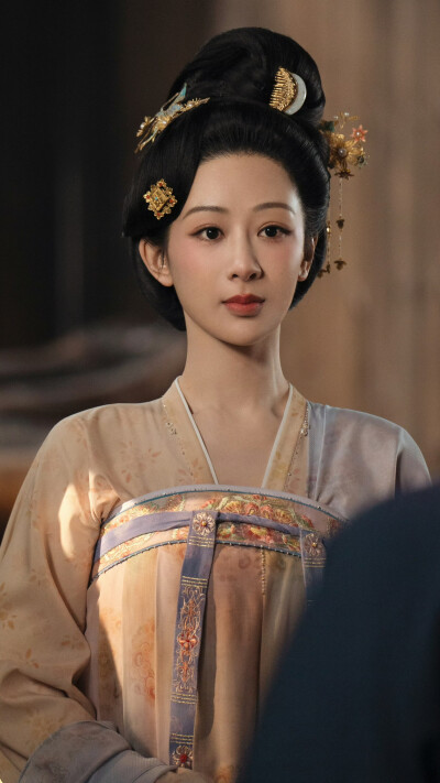 锦绣芳华 何惟芳 杨紫
