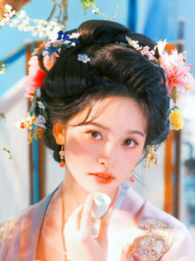 沈月