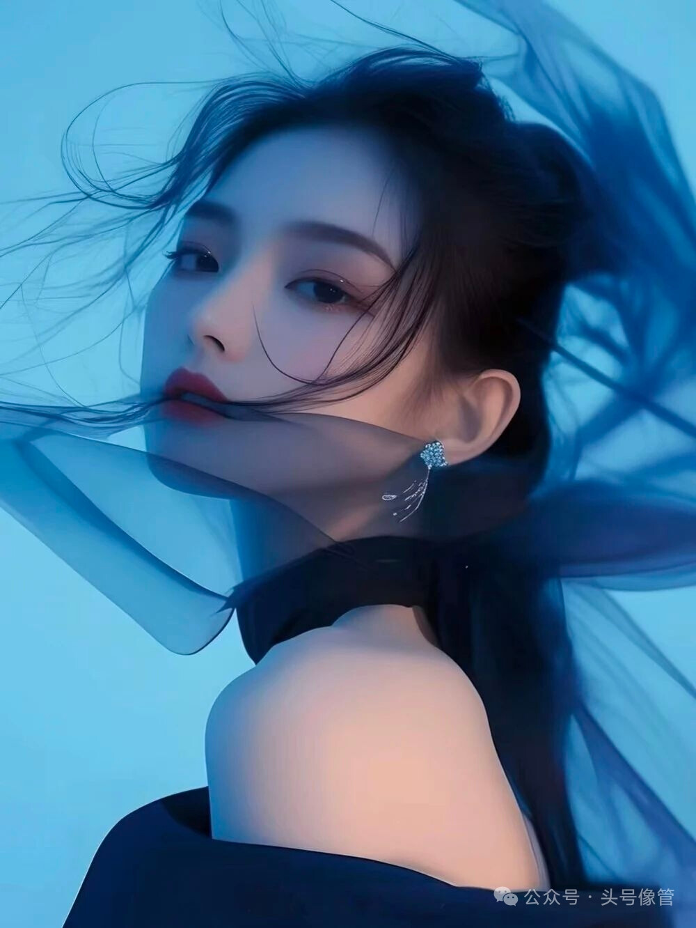 女生