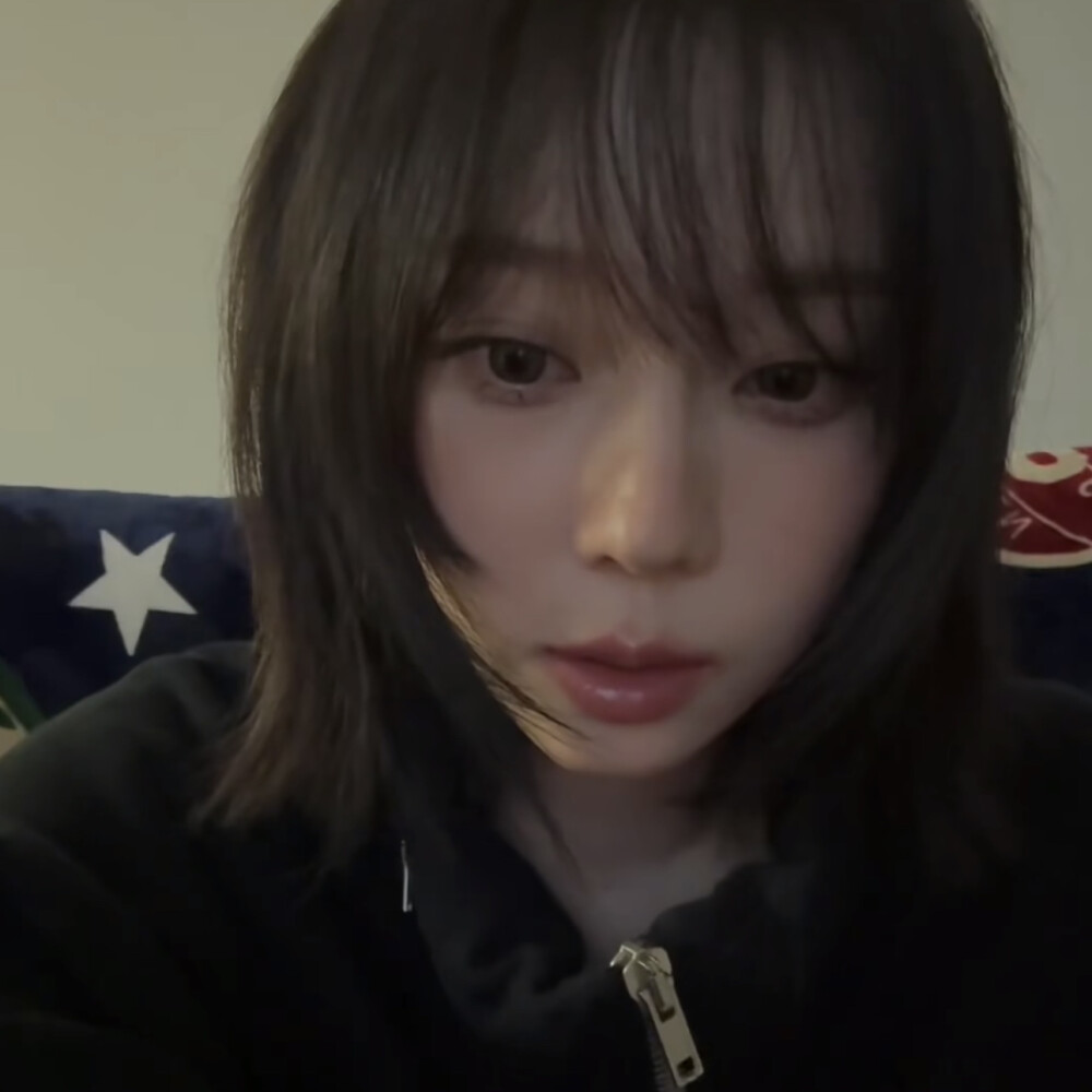 可颂旼咚一只